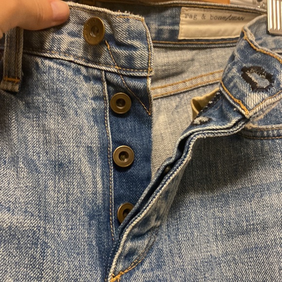 Rag and Bone mid-waist boyfriend jeans size 25 - Picture 4 of 7